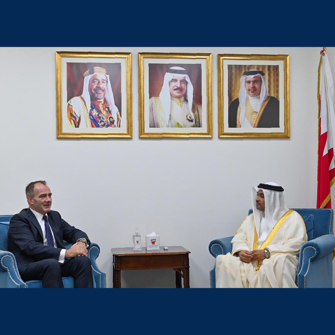 بحث التعاون الصحي المشترك بين البحرين وجزيرة مان 